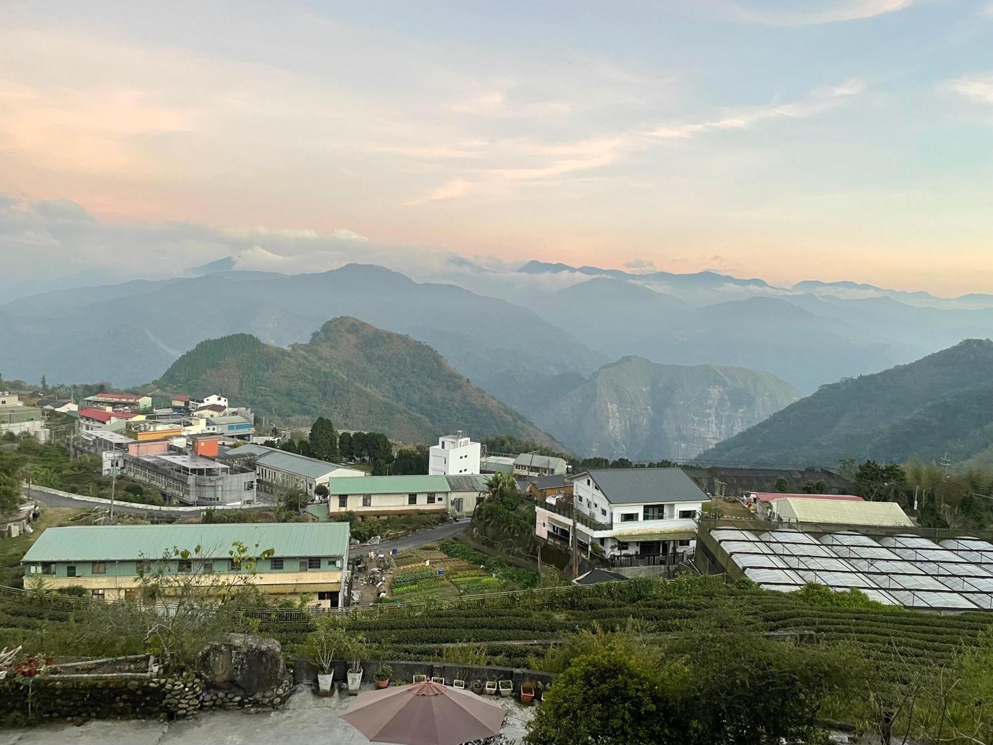 Chuxu Homestay Fanlu Екстер'єр фото